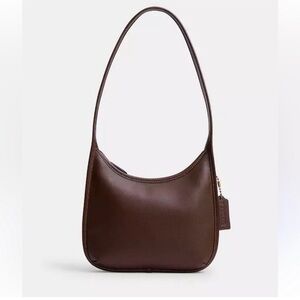 🤎Coach NWT Maple Brown Leather Curve Zip Shoulder Bag with Brass Hardware